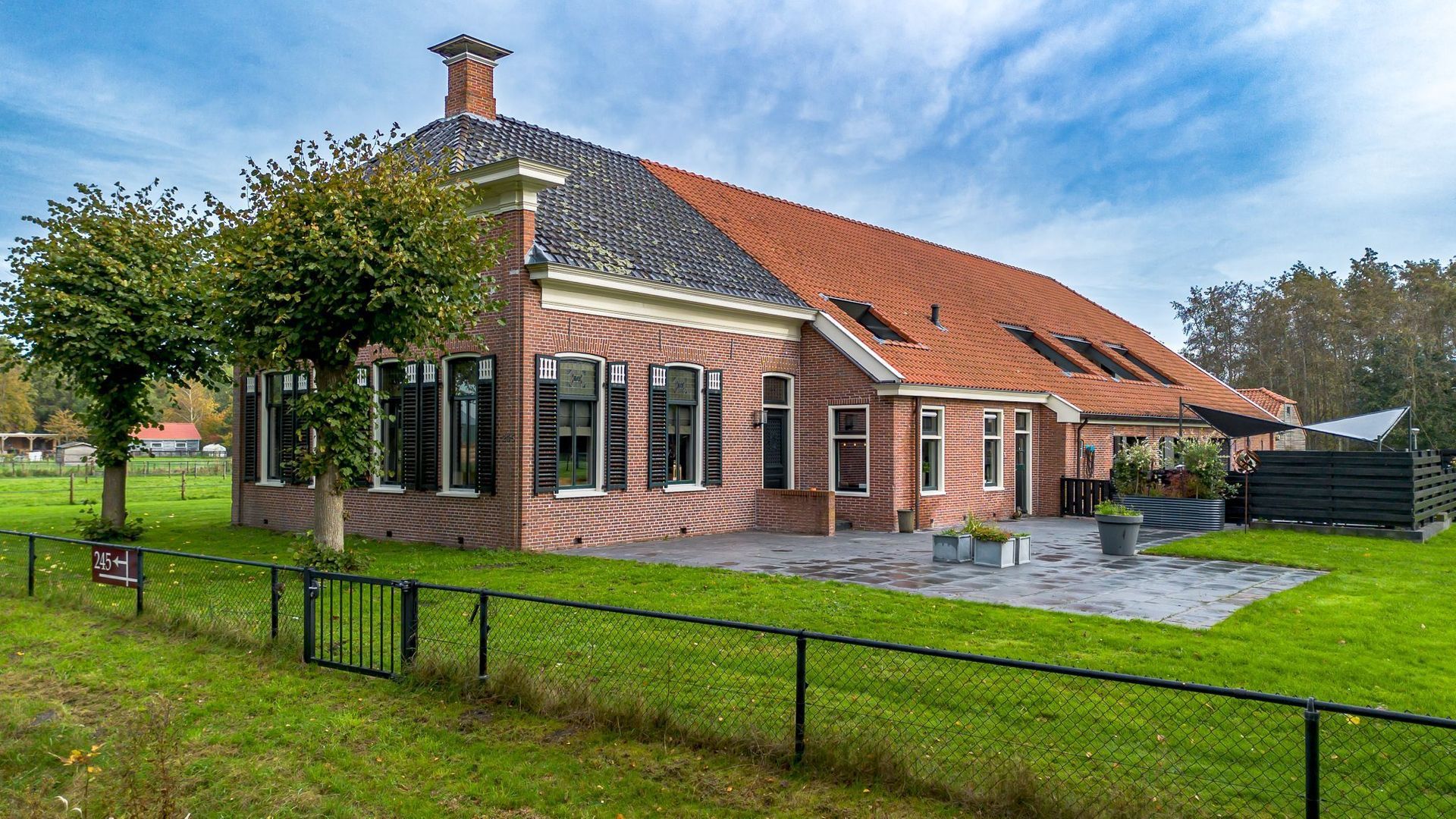 Borgercompagnie 245, Borgercompagnie foto-0