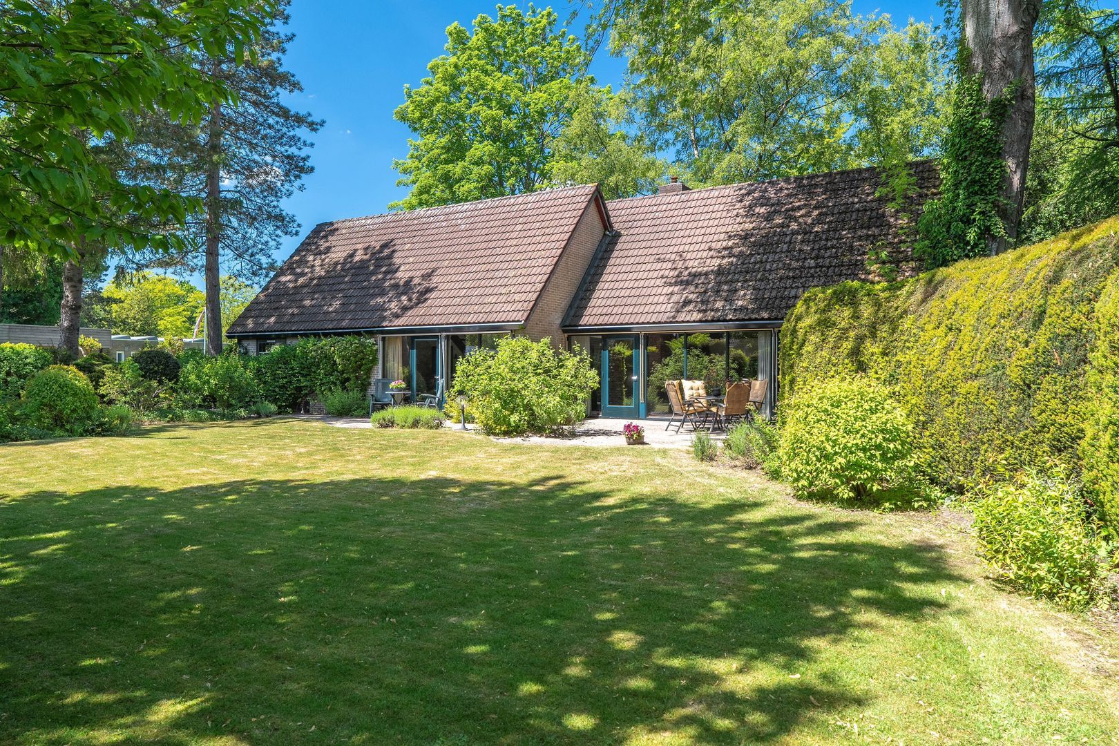 Van der Waalsweg 2, Haren GN foto-1