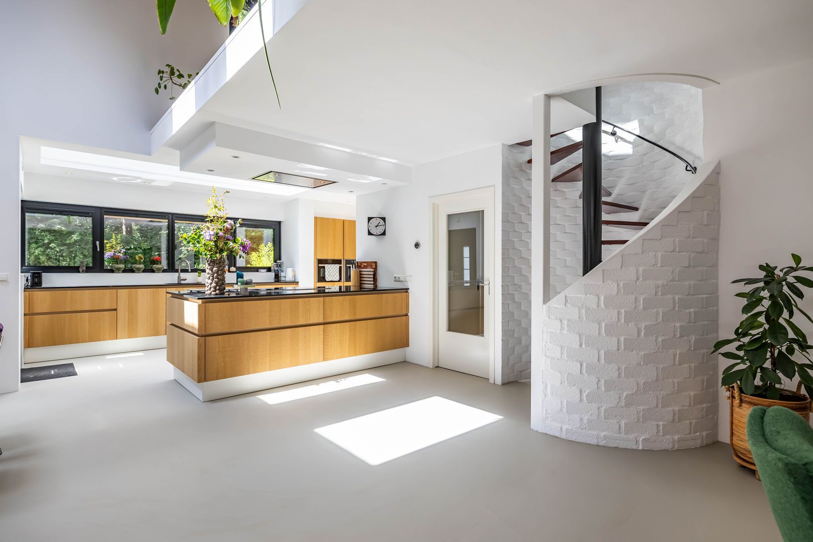 van Mentadalaan 21, Rolde foto-21