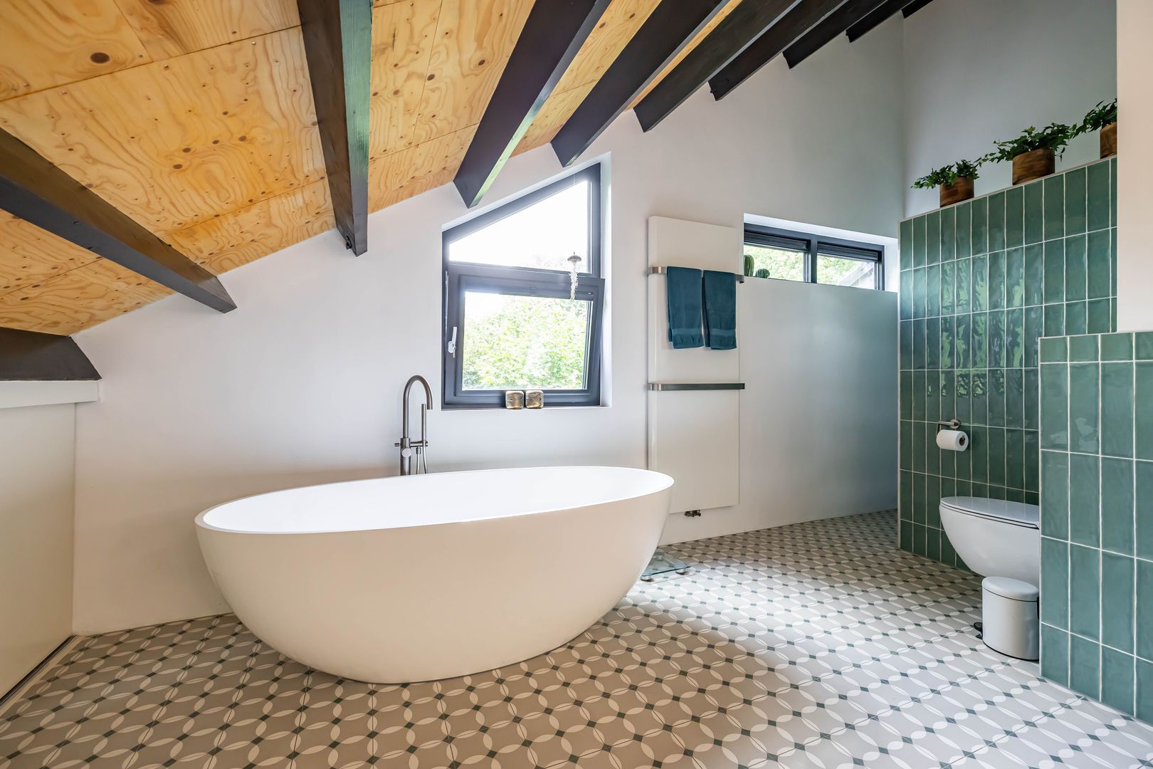 van Mentadalaan 21, Rolde foto-40