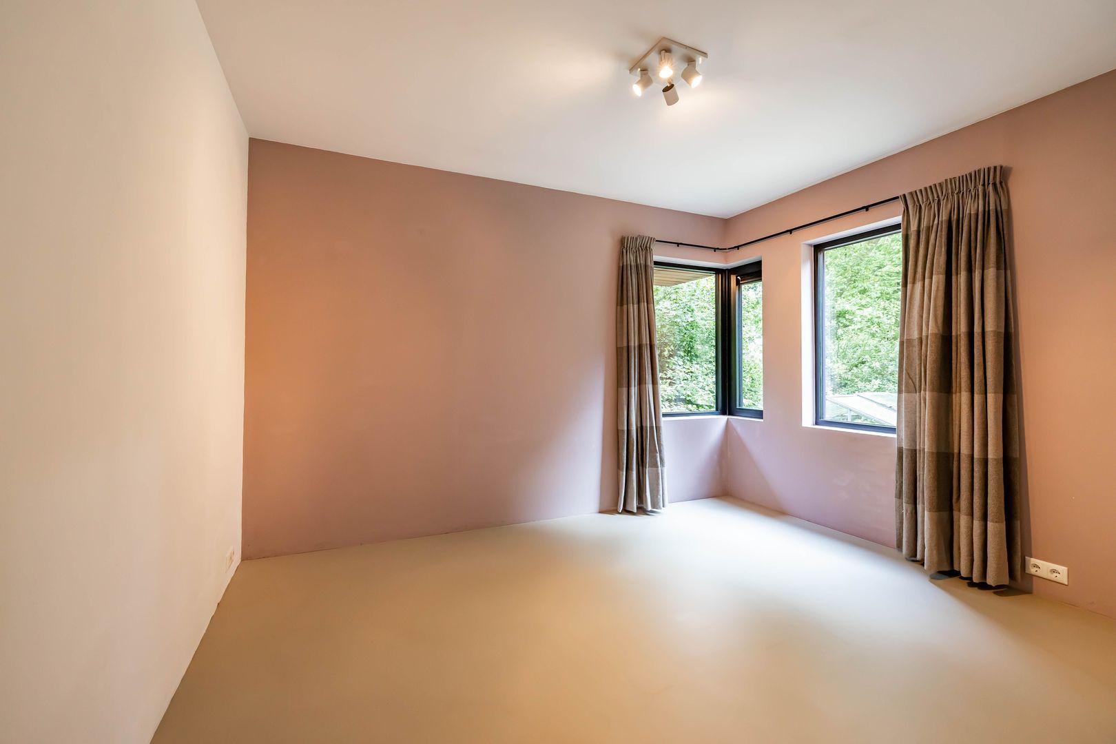 van Mentadalaan 21, Rolde foto-32