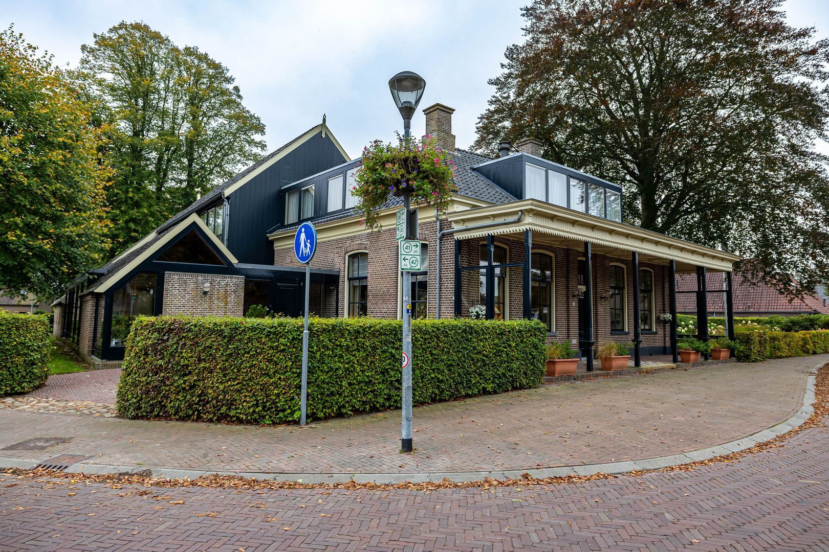 Brinkstraat 1, Vries foto-0