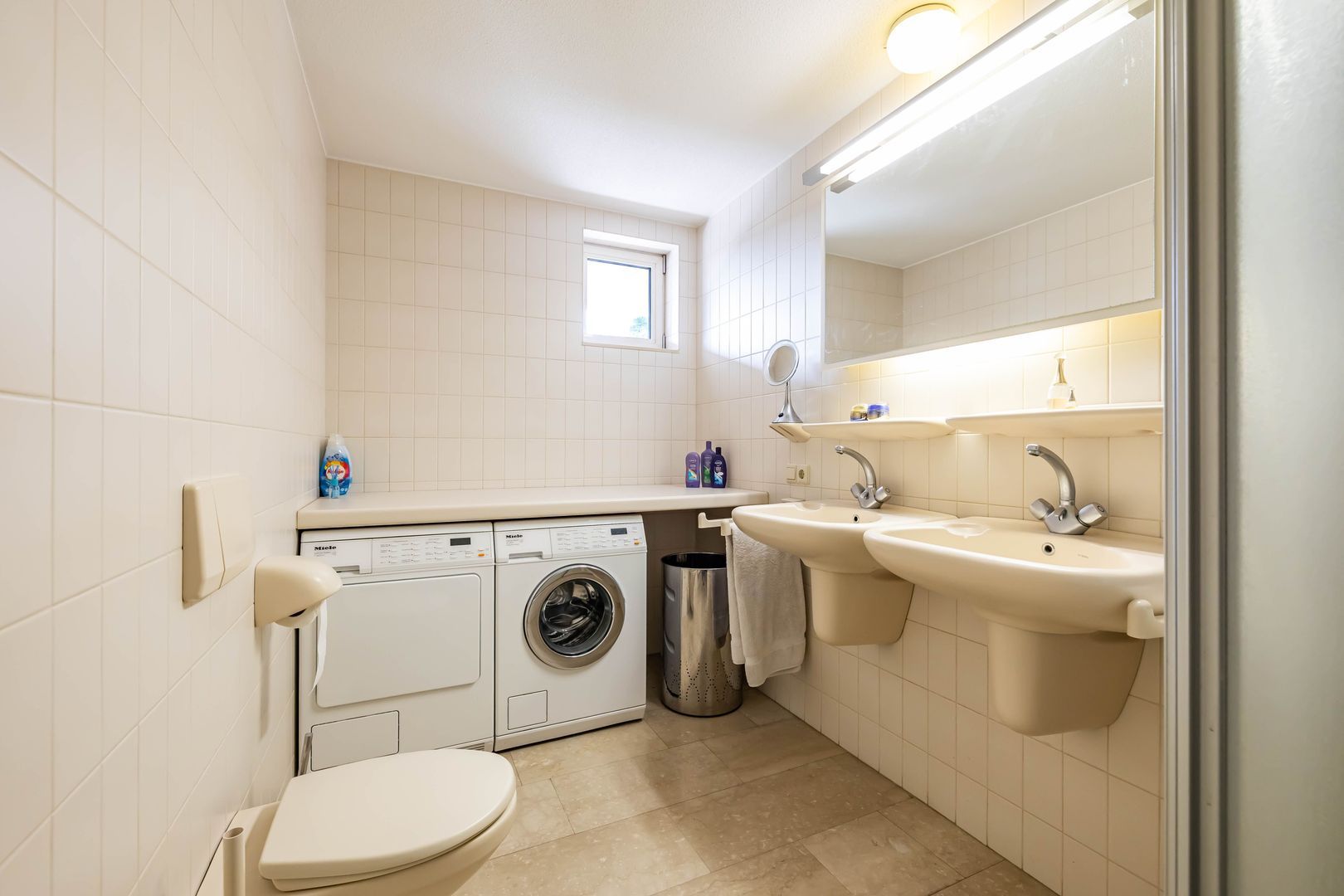 Etstoel 23, Rolde foto-51