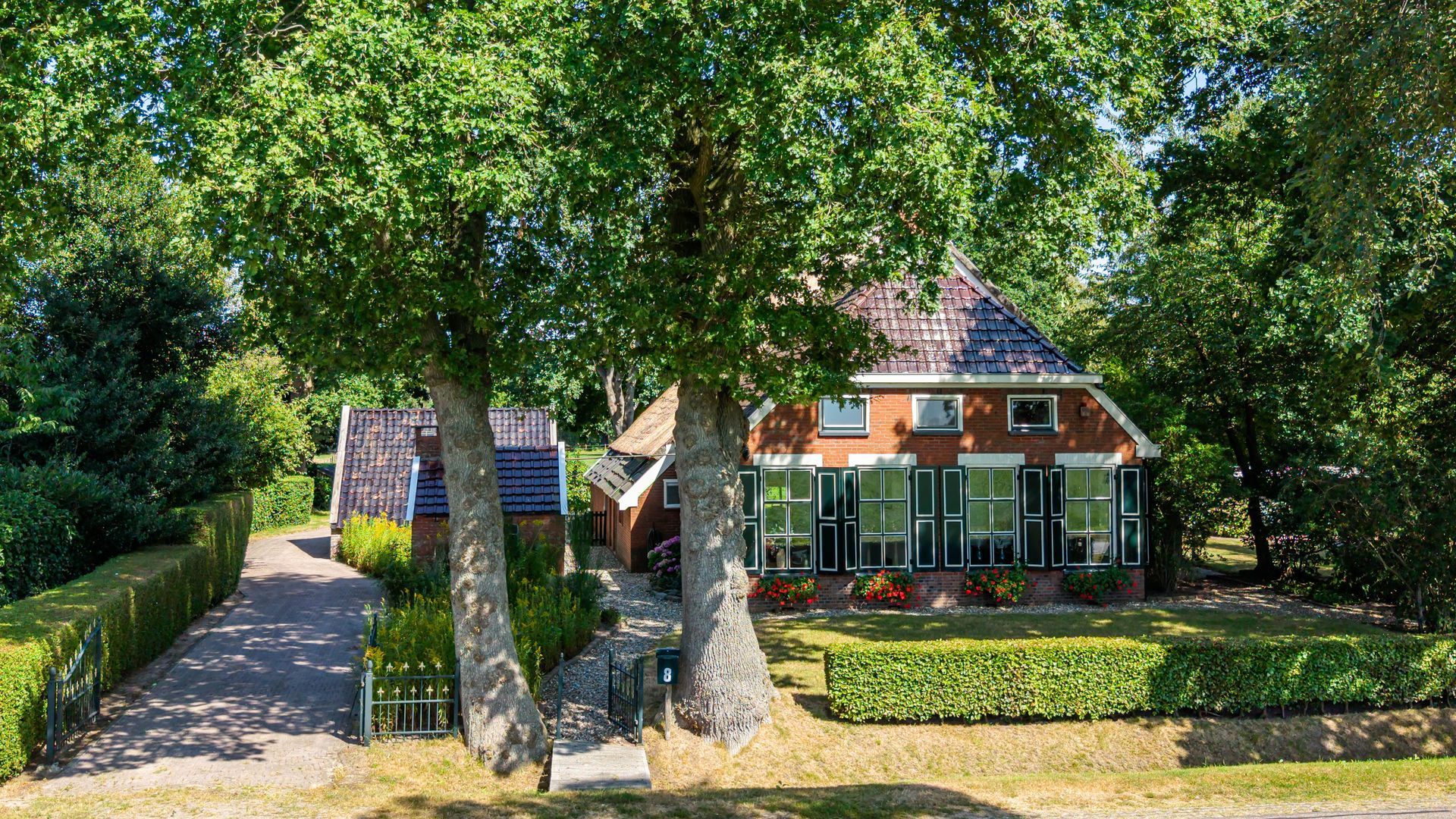 Mandelandenweg 8, Eelde foto-1