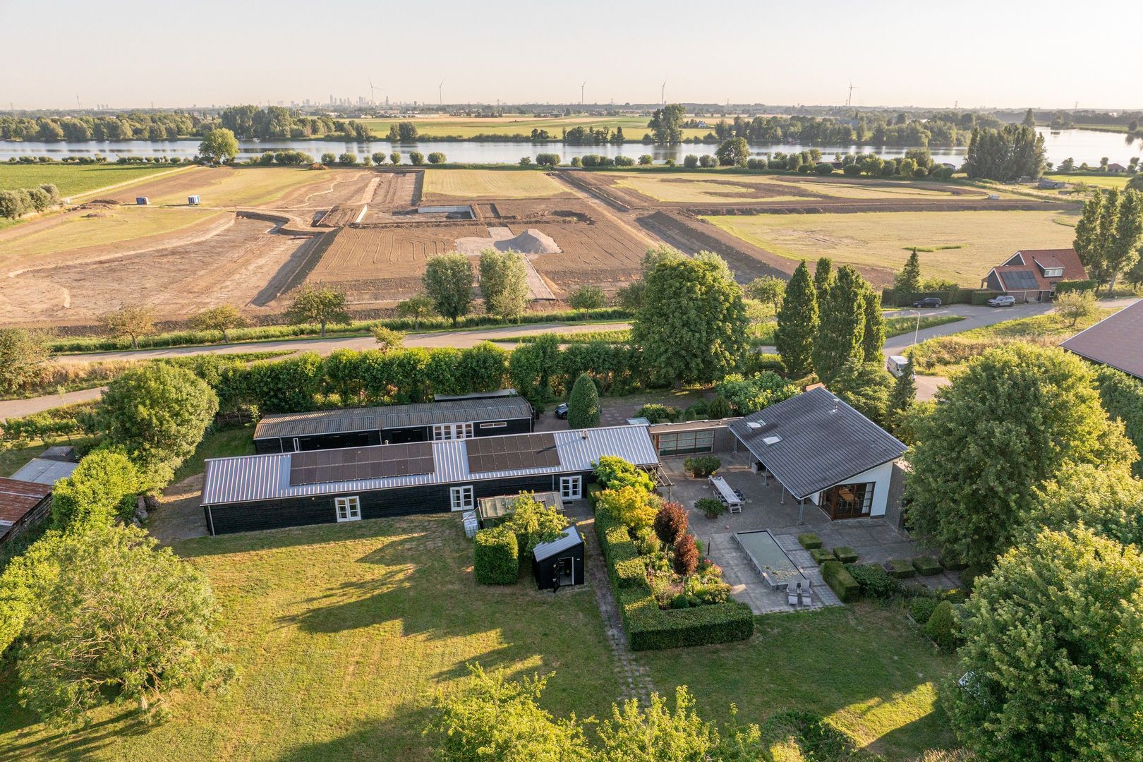 Ritselaarsdijk 10, Strijen foto-0