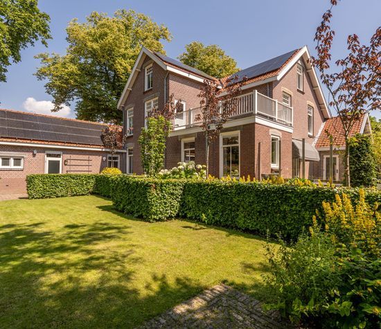 Kerkstraat 4, Nieuw-Beijerland