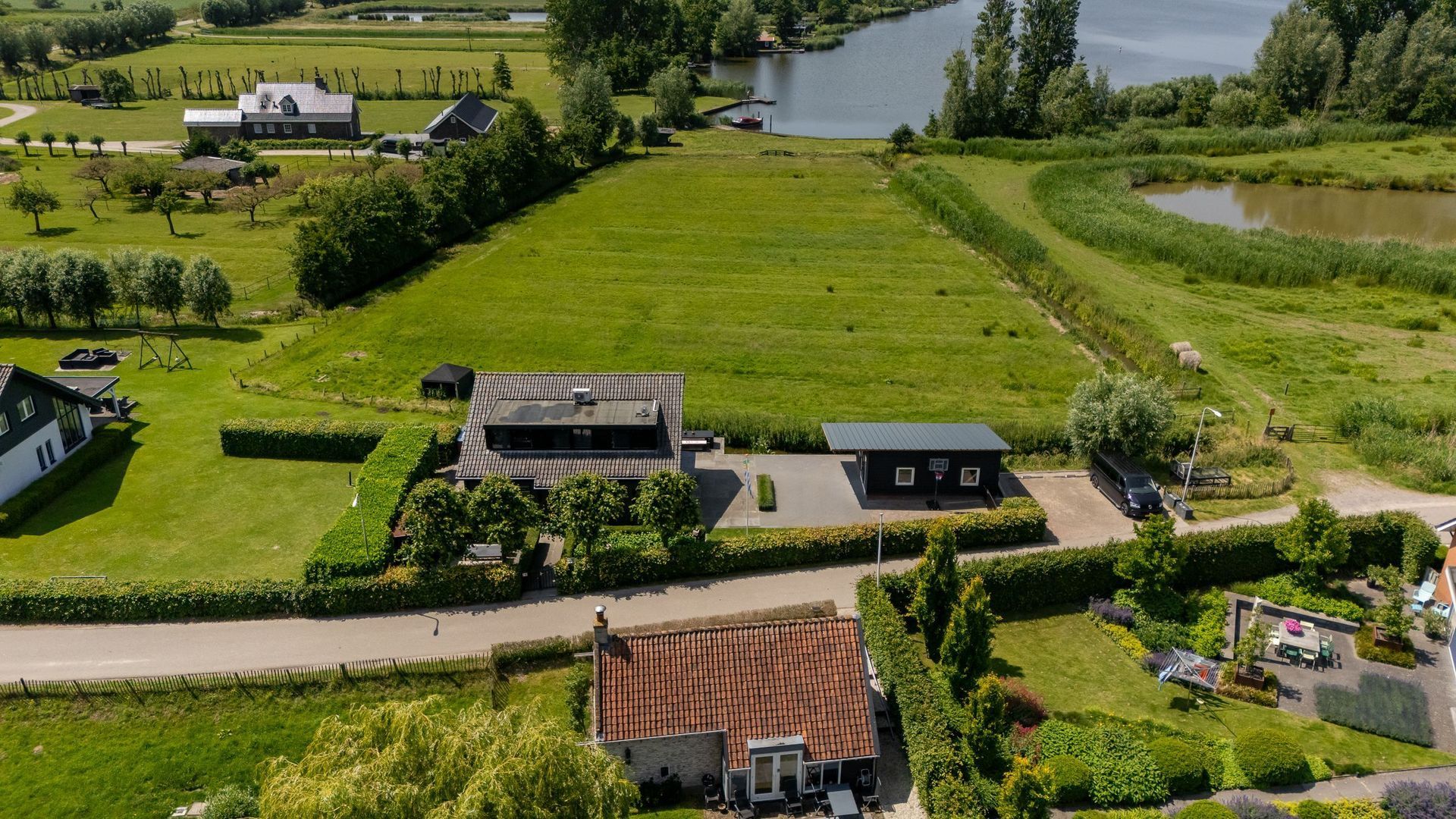 Zwanegatsedijk 4 A, Maasdam foto-2