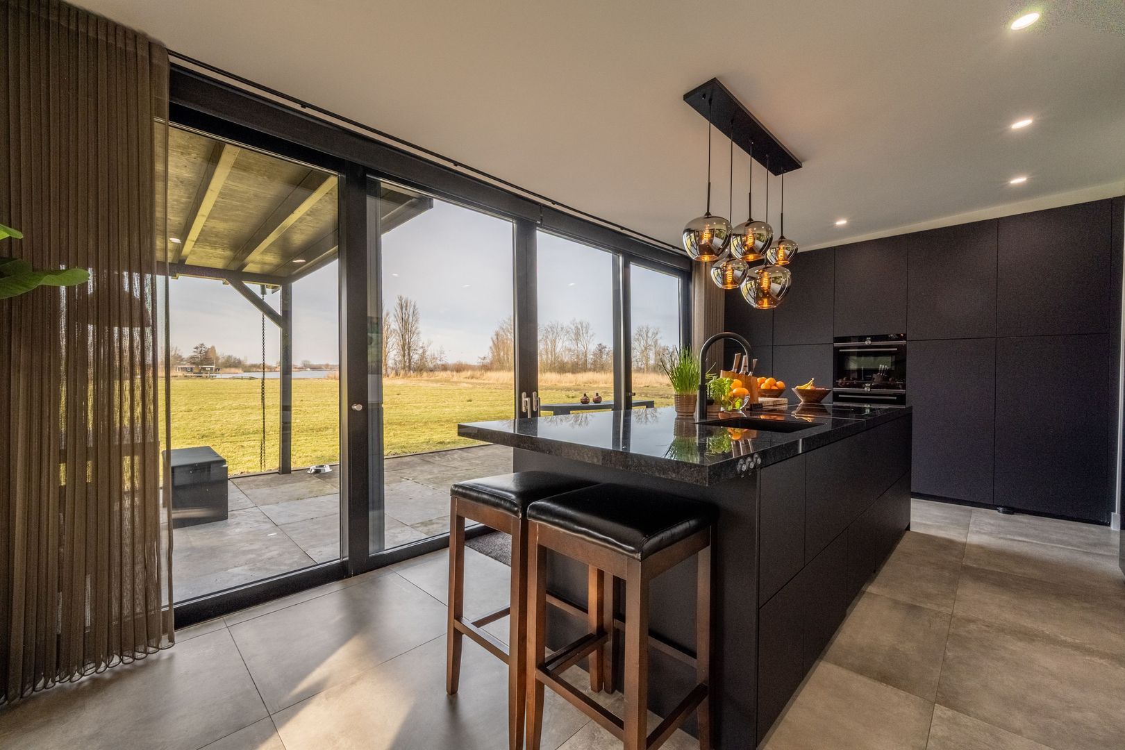 Zwanegatsedijk 4 A, Maasdam foto-9