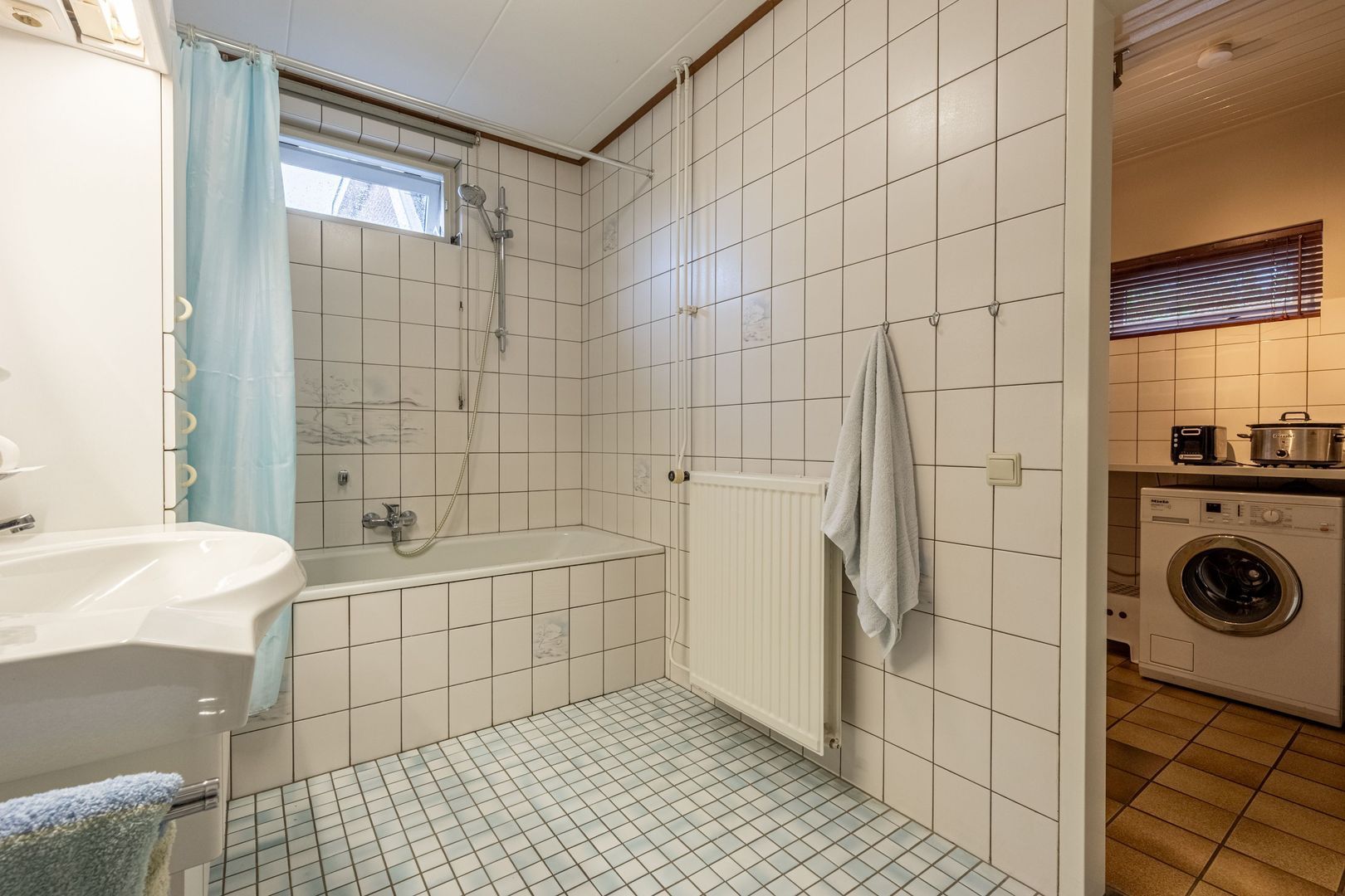 Raadhuislaan 14, Mijnsheerenland foto-18