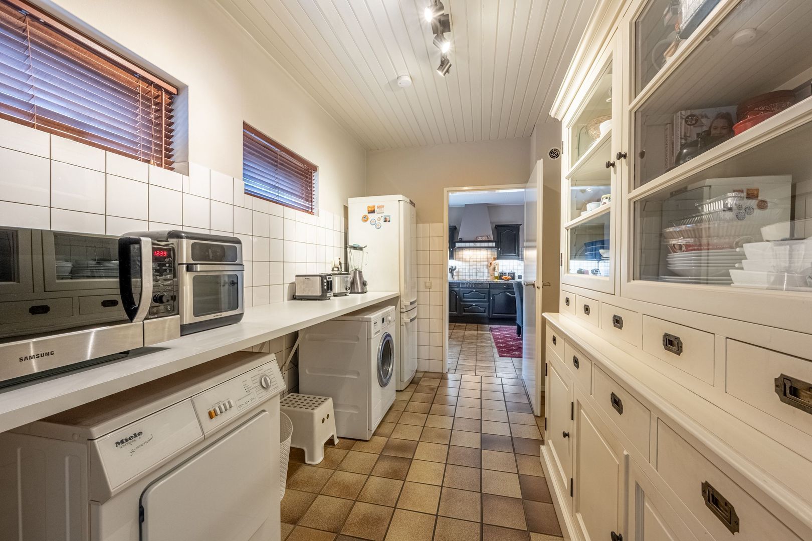 Raadhuislaan 14, Mijnsheerenland foto-13