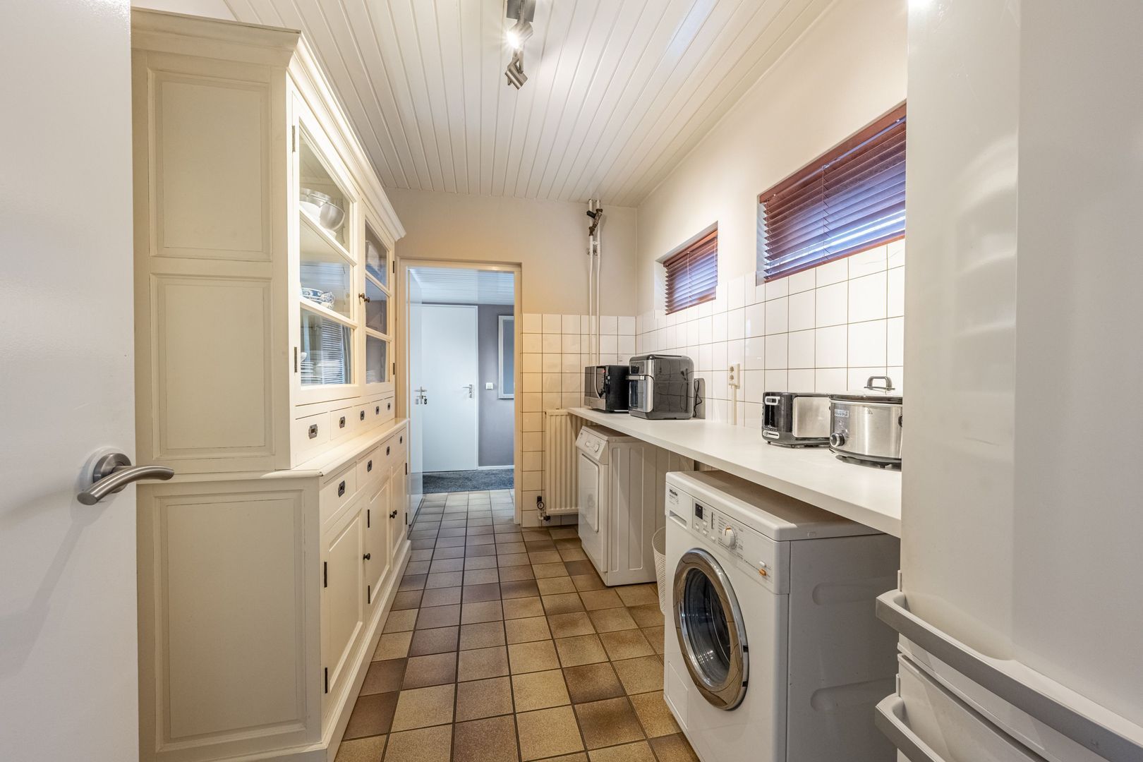 Raadhuislaan 14, Mijnsheerenland foto-12