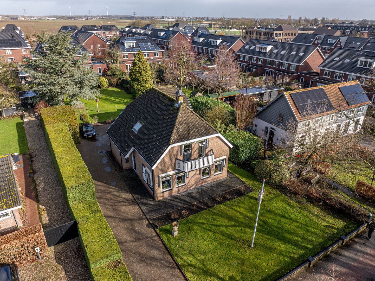 Raadhuislaan 14, Mijnsheerenland foto-0