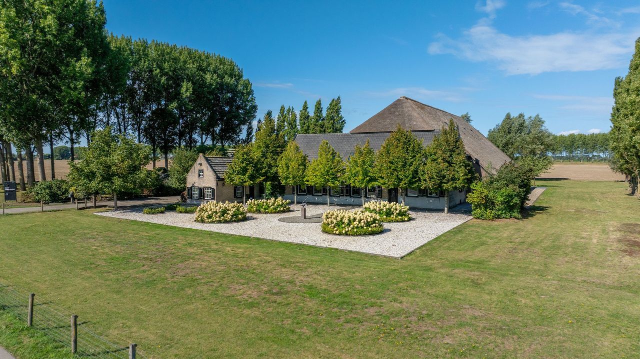 Zuid-Kavelsedijk 3, Strijen foto-2