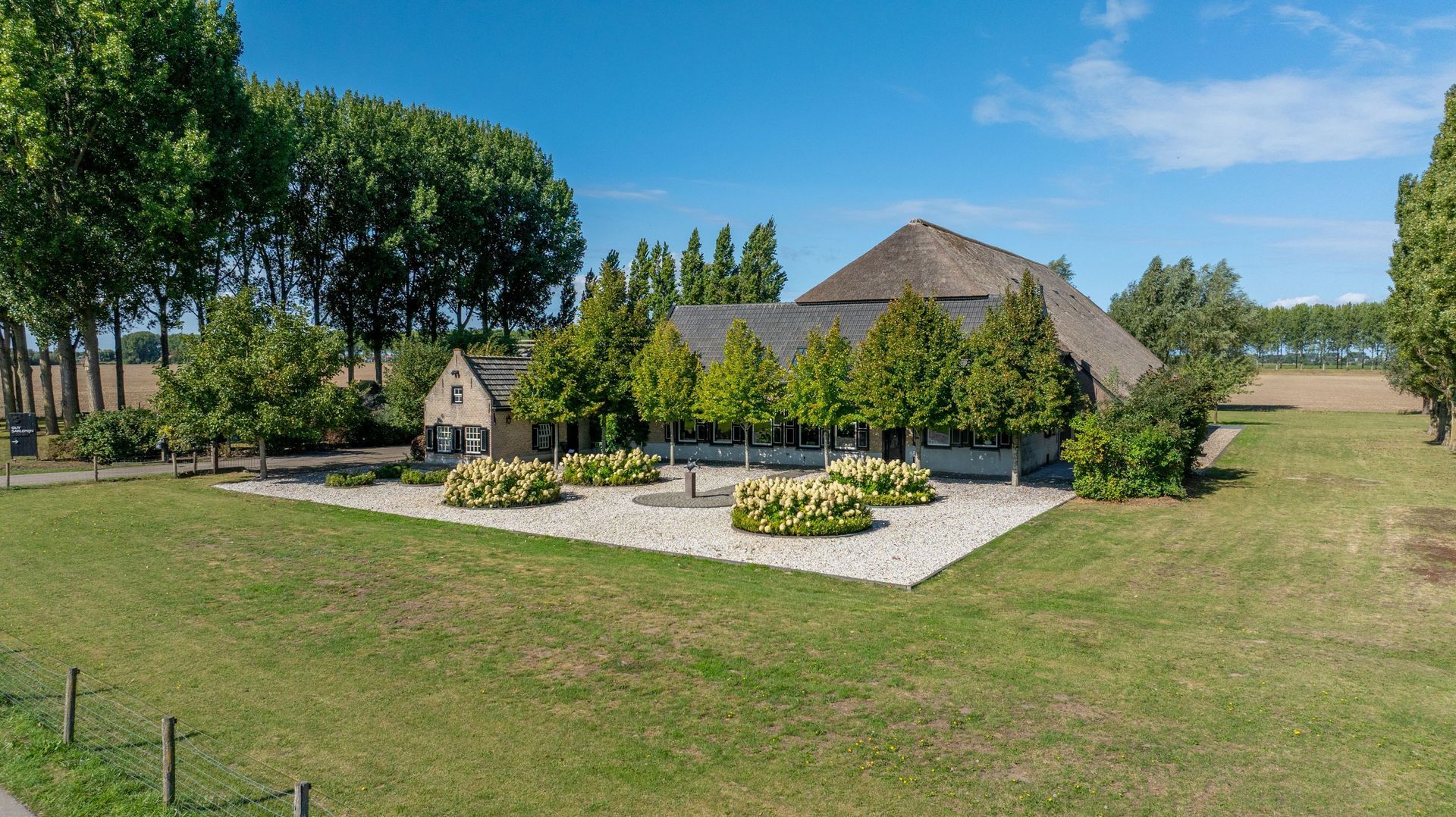 Zuid-Kavelsedijk 3, Strijen foto-1