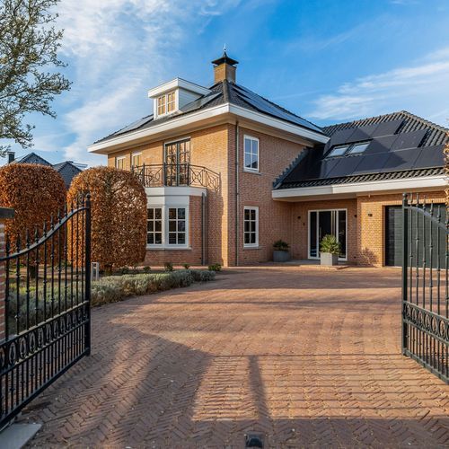 Kloosring 10, Oud-Beijerland foto-1