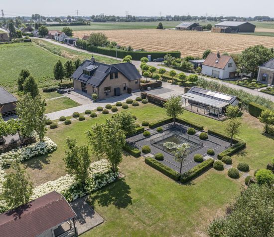 Mollekade 28, Heinenoord