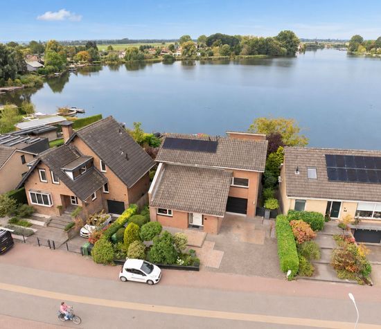 Dorpsstraat 54 A, Maasdam