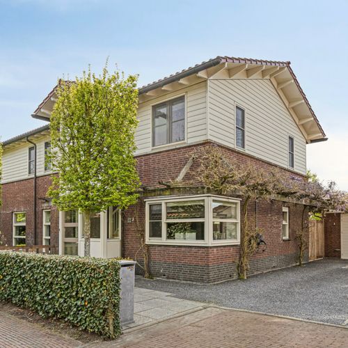 Bronkhorstdreef 24, Roosendaal foto-1