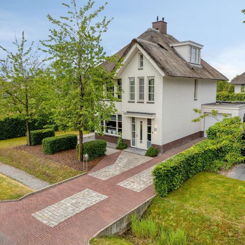 Brakesteinlaan 1, Roosendaal foto-1