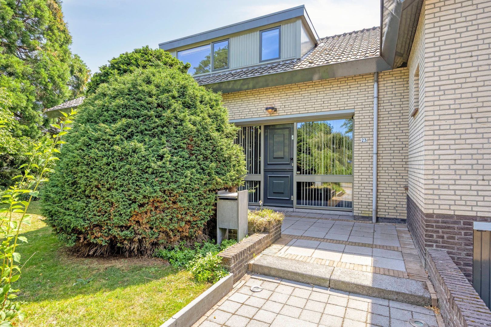 Brucknerlaan 23, Roosendaal foto-106