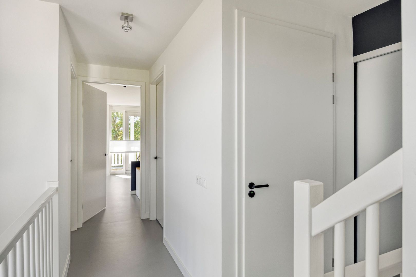 Zoudtlandlaan 34, Roosendaal foto-25