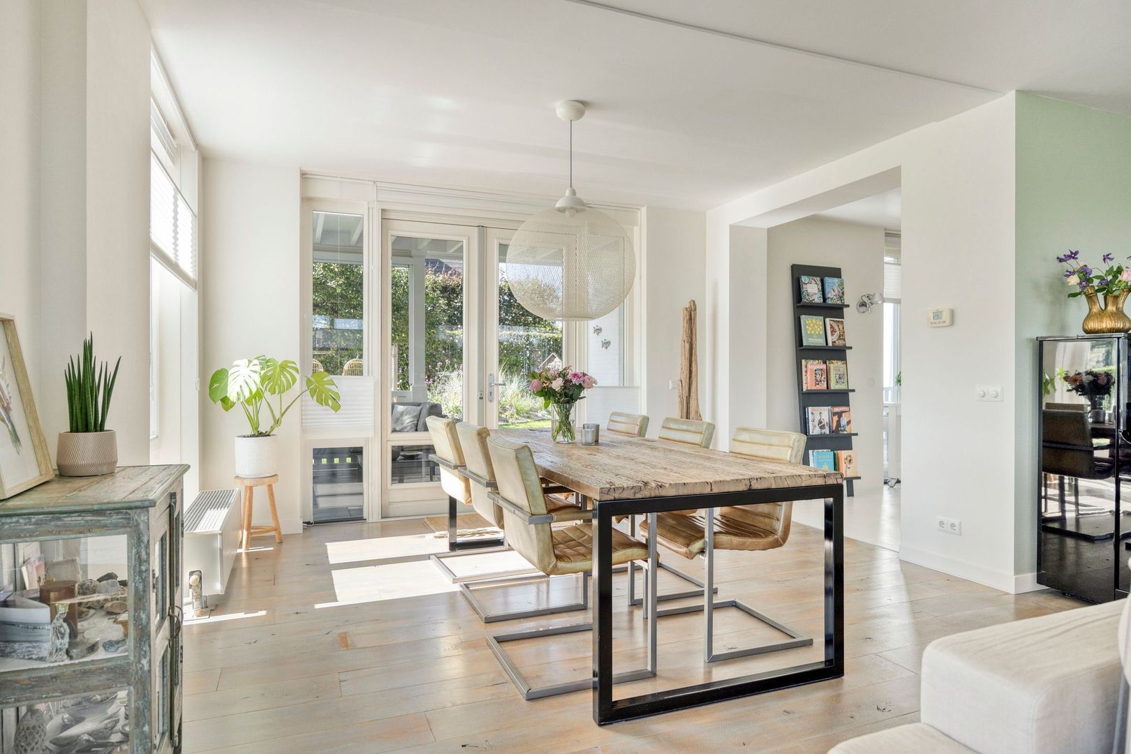Zoudtlandlaan 34, Roosendaal foto-16