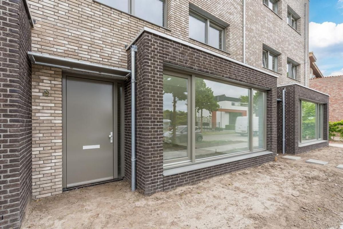 Jo van Ammersstraat 1 - E Photo Blur 1