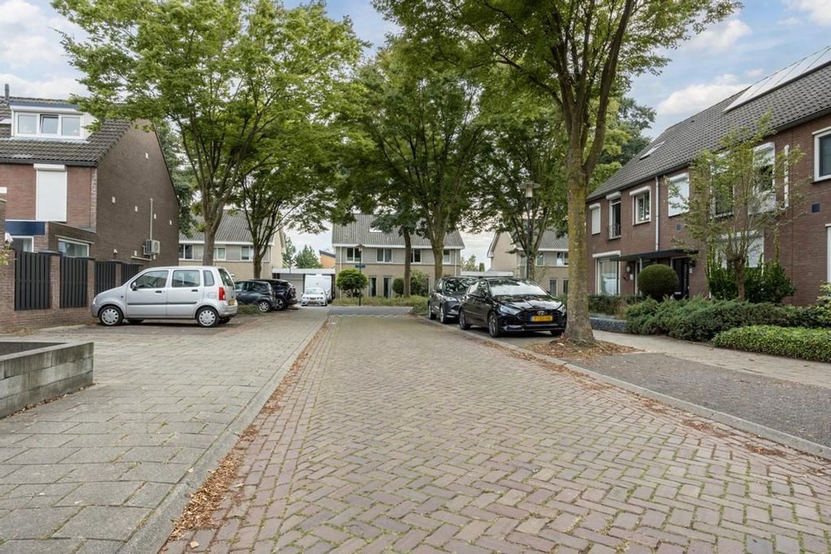 Suze Groenewegstraat 7 Photo Blur 30