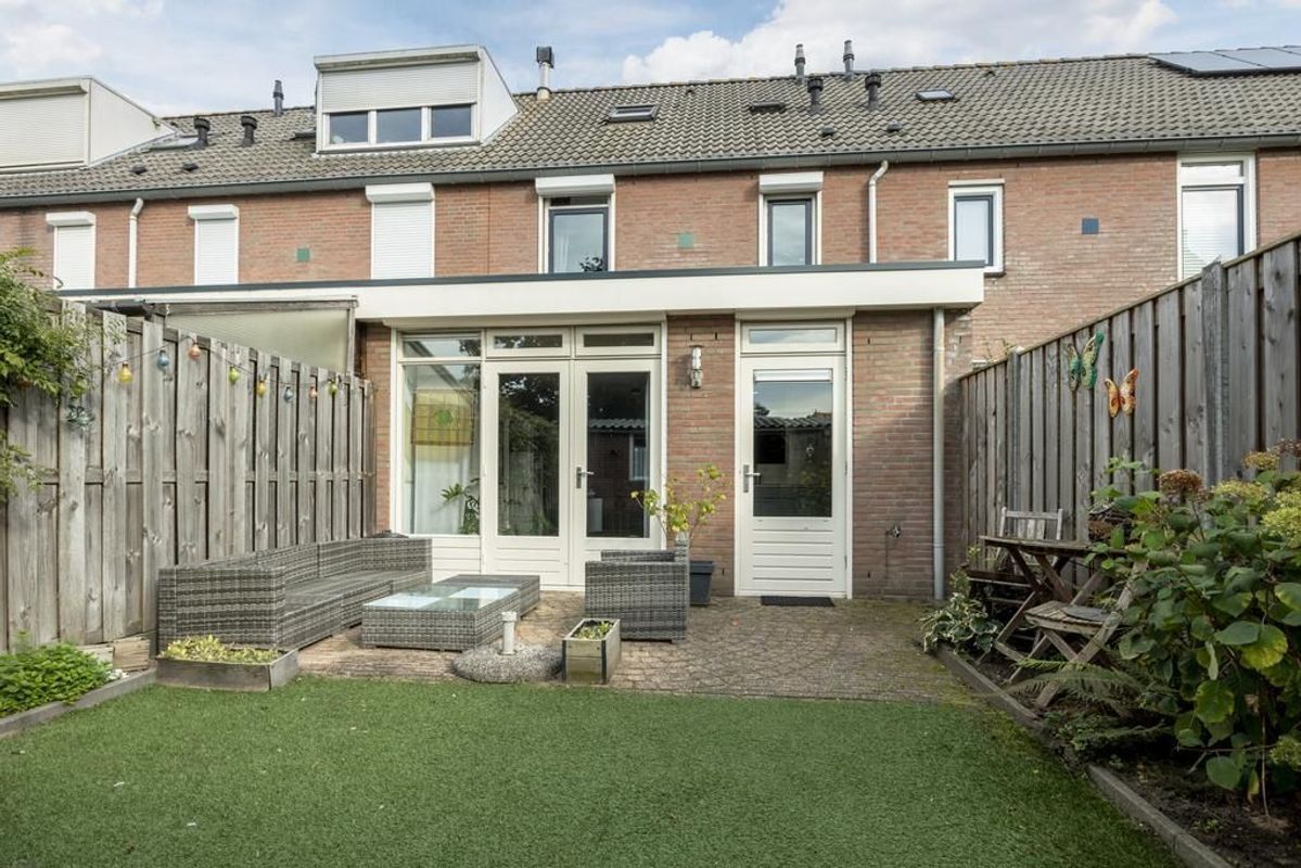 Suze Groenewegstraat 7 Photo Blur 15