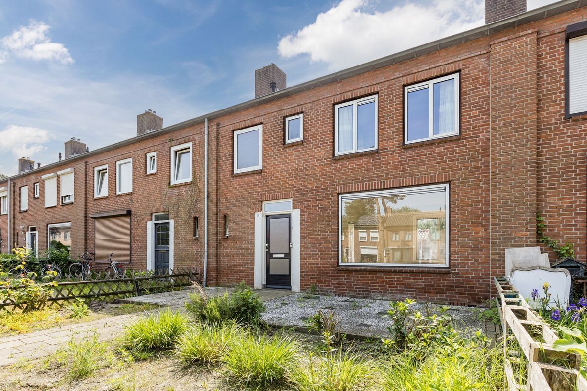 Saksen Weimarstraat 25 Photo Blur 0