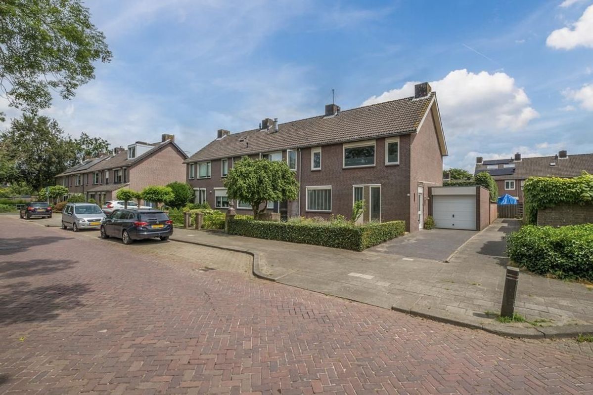 Hoeksestraat 27 Photo Blur 7