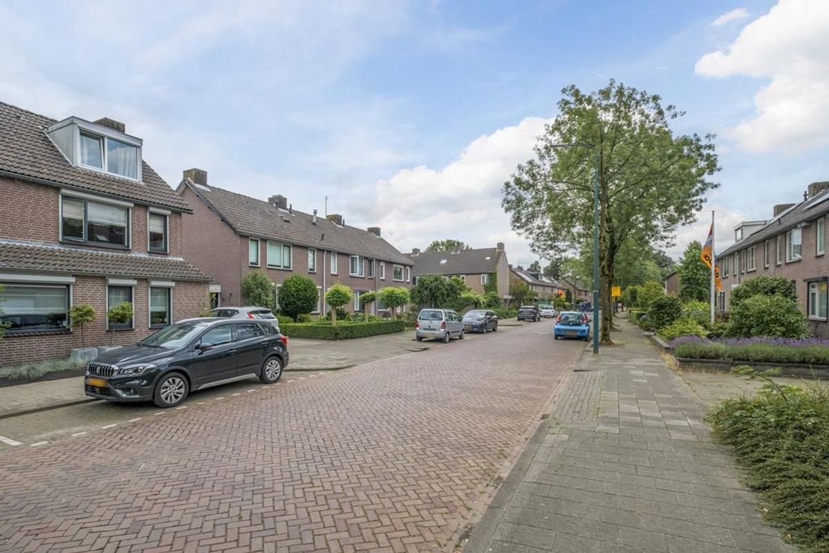 Hoeksestraat 27 Photo Blur 47