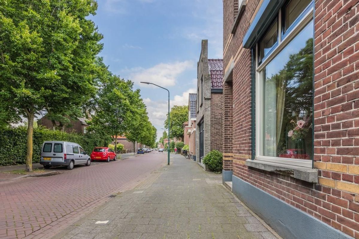 Pastoor Gillisstraat 23 Photo Blur 47