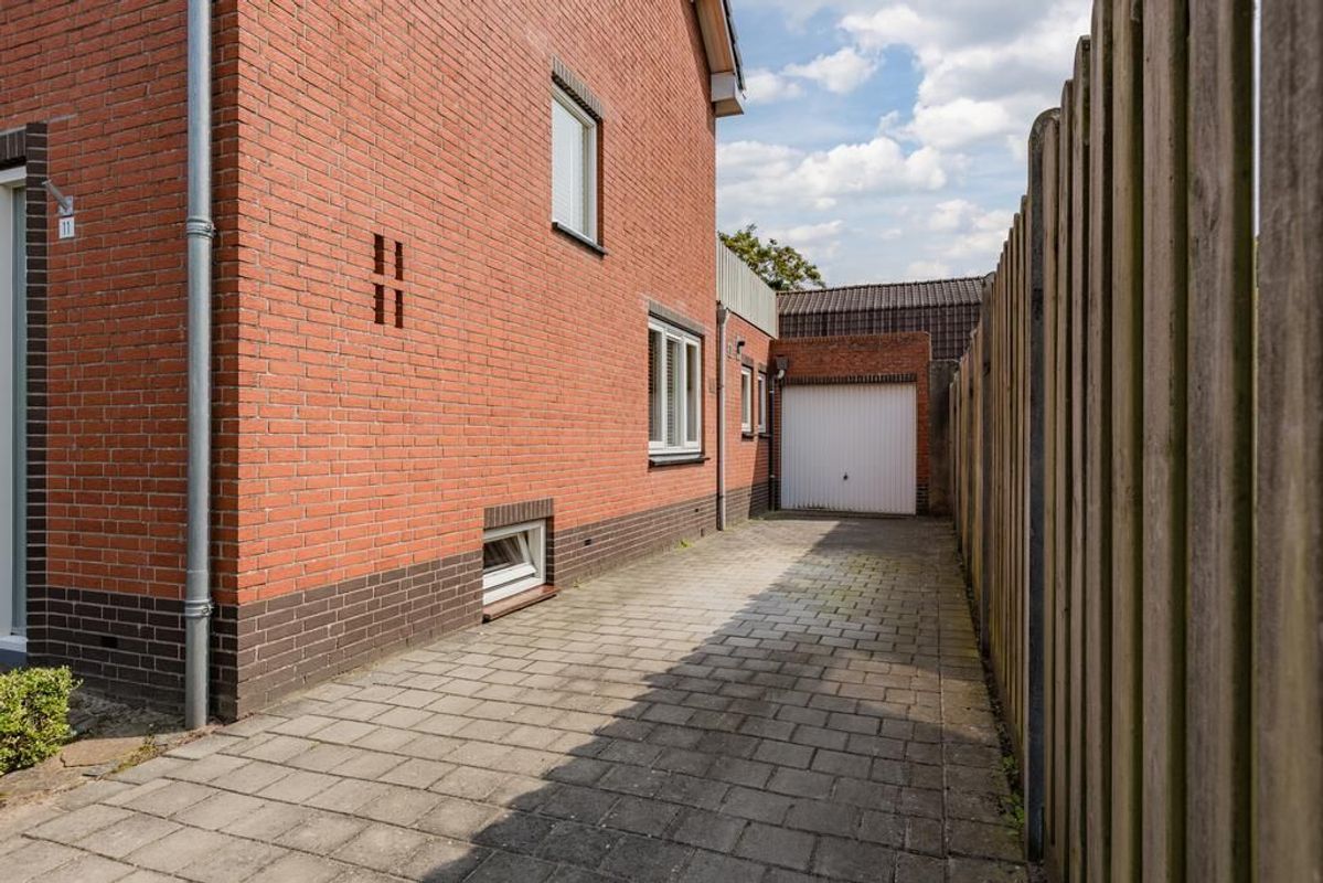 Burgemeester van Mierlostraat 11 Photo Blur 19