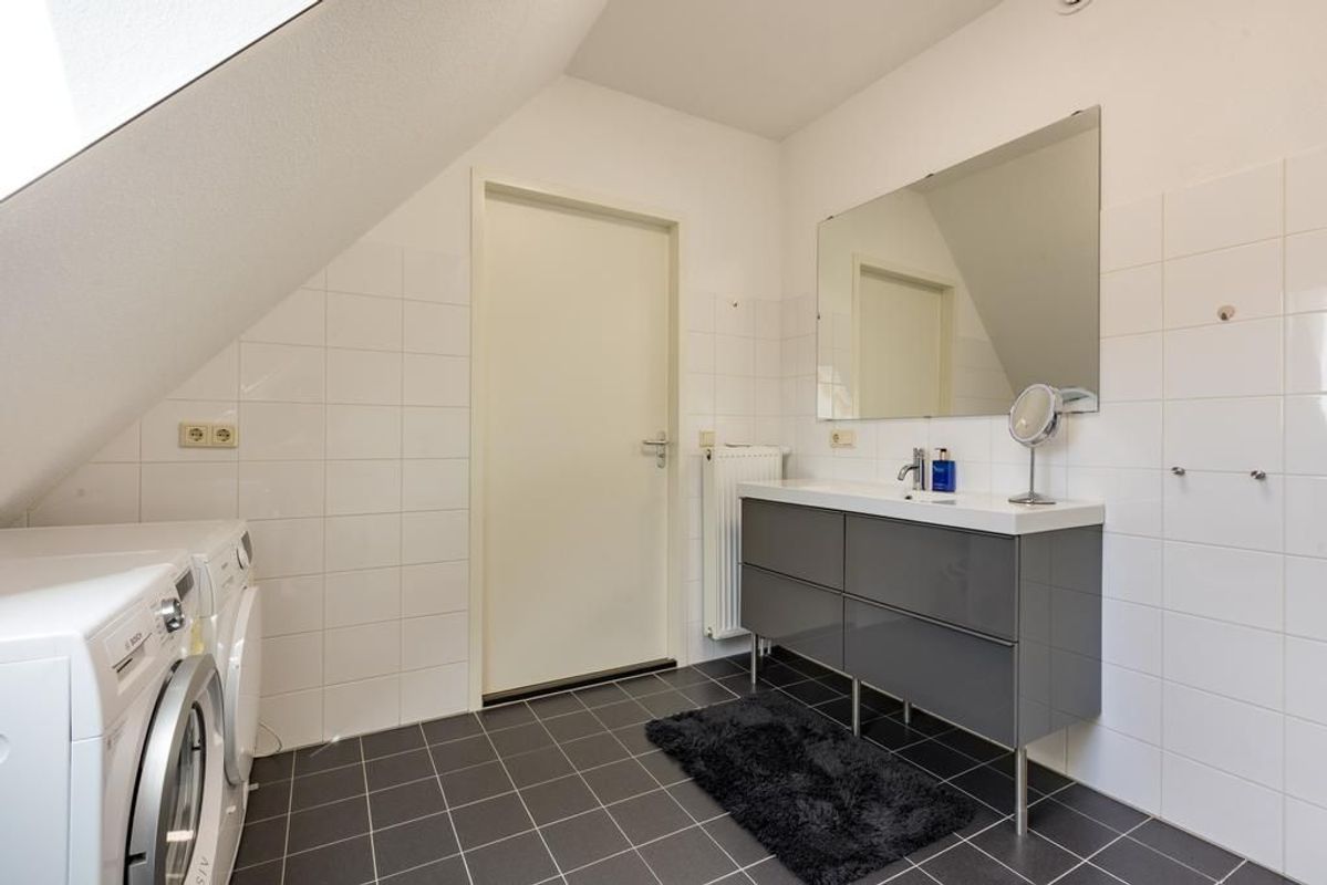 Raadhuisstraat 11 - B Photo Blur 18