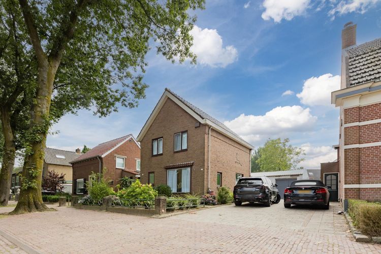 Veenstraat 20 Photo 1