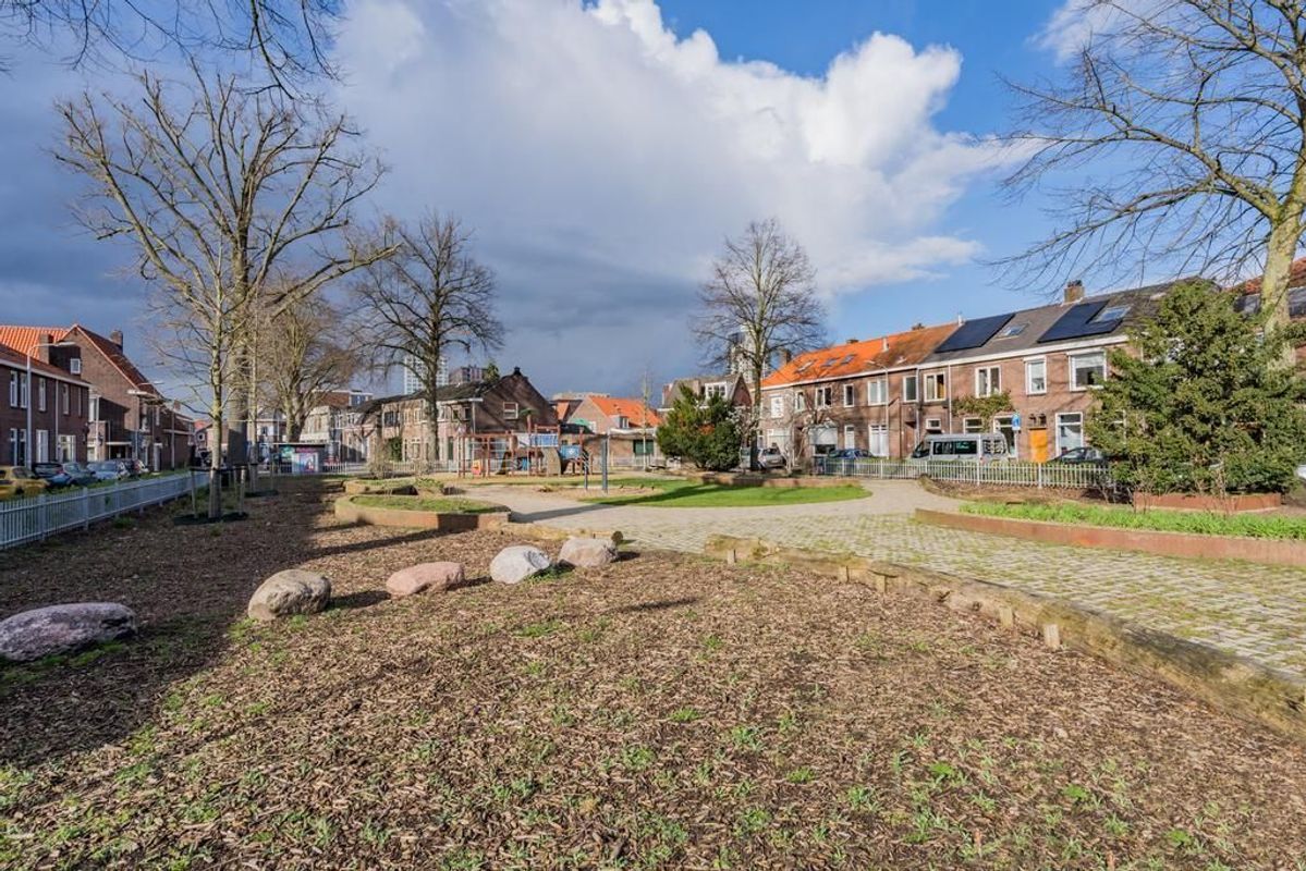 Eikstraat 68 Photo Blur 32
