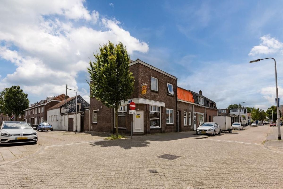 Borneostraat 32 Photo Blur 1