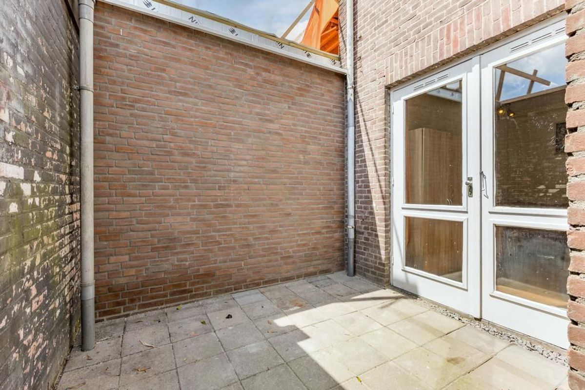Borneostraat 32 Photo Blur 27