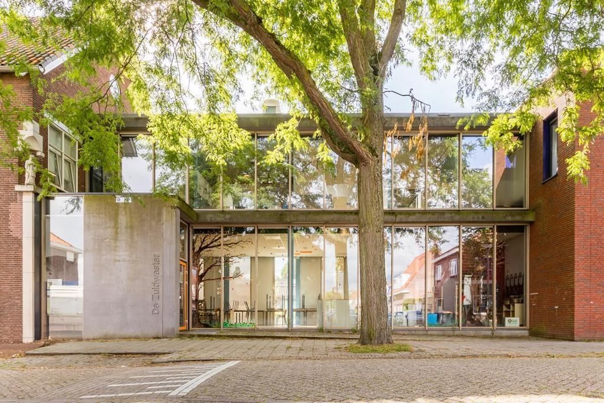 Gebroeders van Eijckstraat 10 Photo Blur 28
