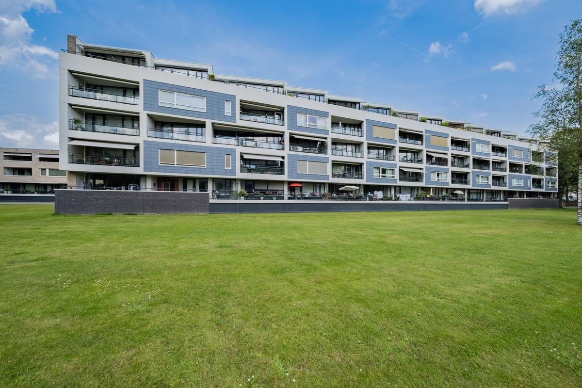 Gotenpark 151 Photo Blur 1