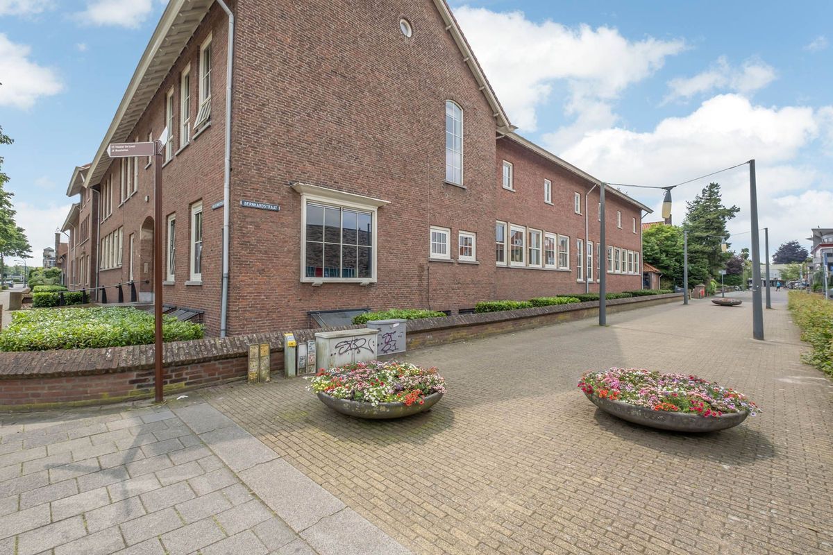 Wilhelminastraat 8 - e Photo Blur 0