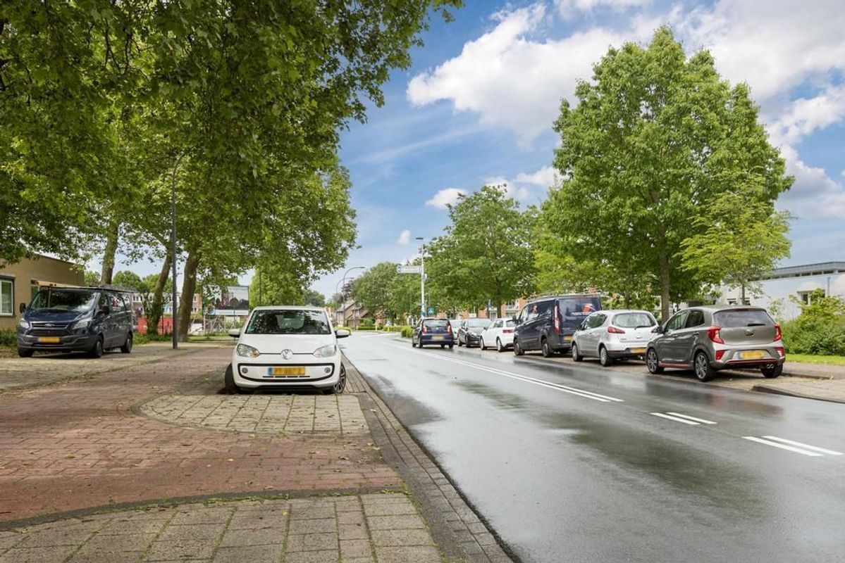 Burgemeester Verwielstraat 2 - c 15 Photo Blur 24