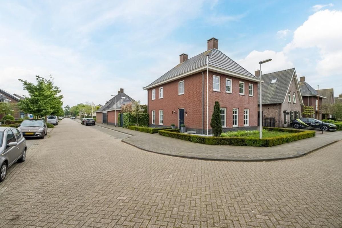 Graaf Albrechtstraat 19 Photo Blur 50