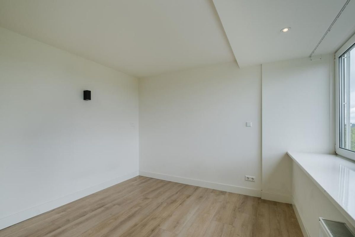 Burgemeester Verwielstraat 2 - c 24 Photo Blur 9