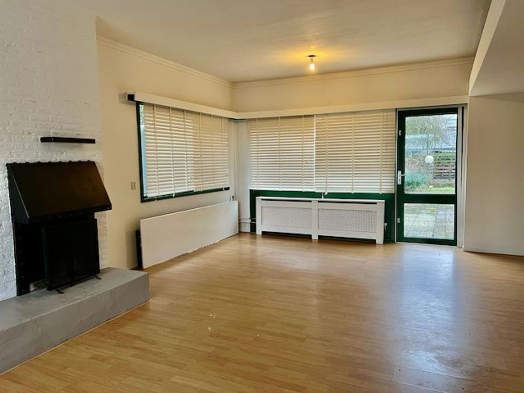 Min. Ruys de Beerenbrouckstraat 1 Photo Blur 5