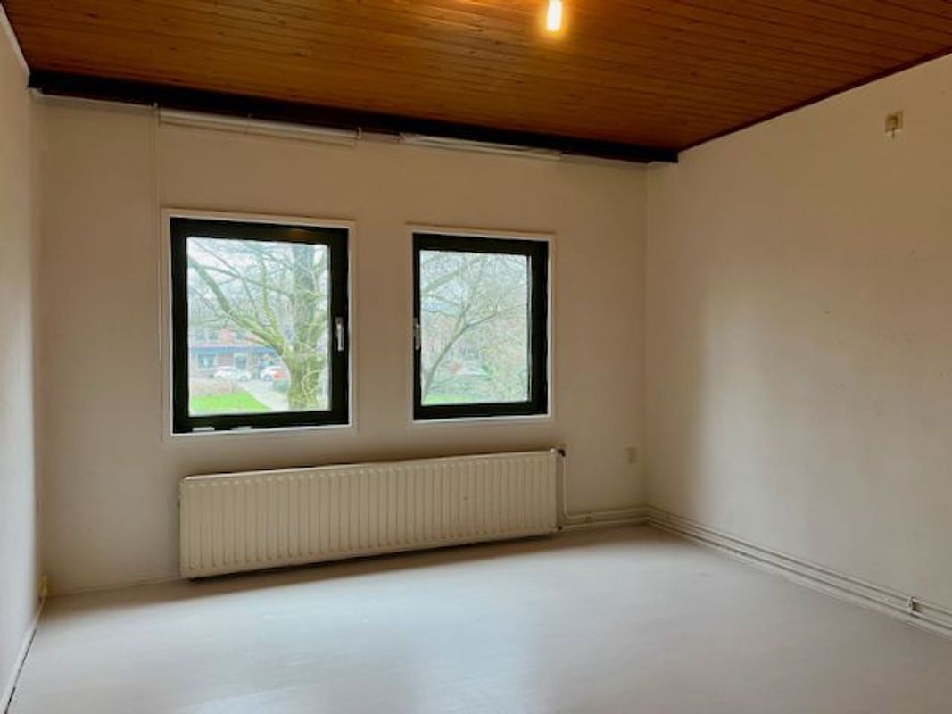 Min. Ruys de Beerenbrouckstraat 1 Photo Blur 10