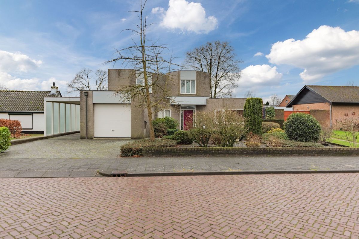 Oude Baan 12 Photo Blur 2