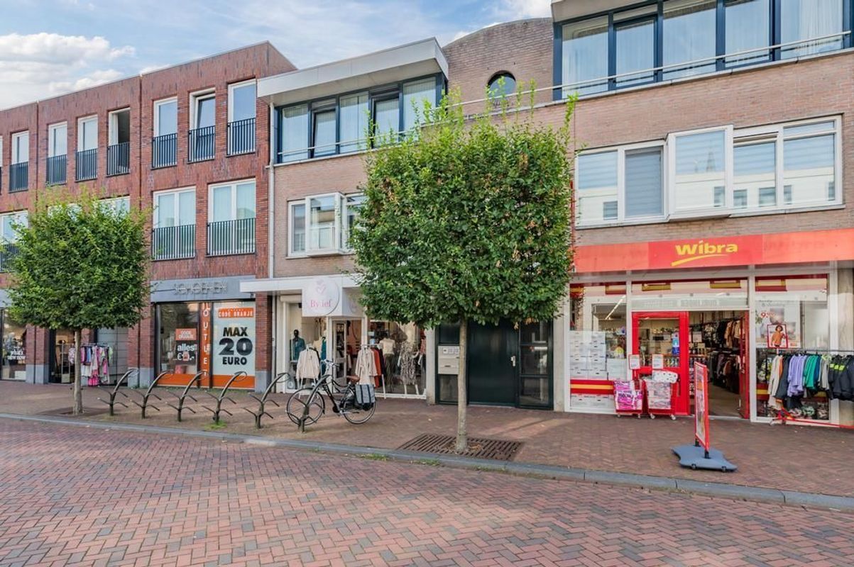 Langstraat 97 - B Photo Blur 44
