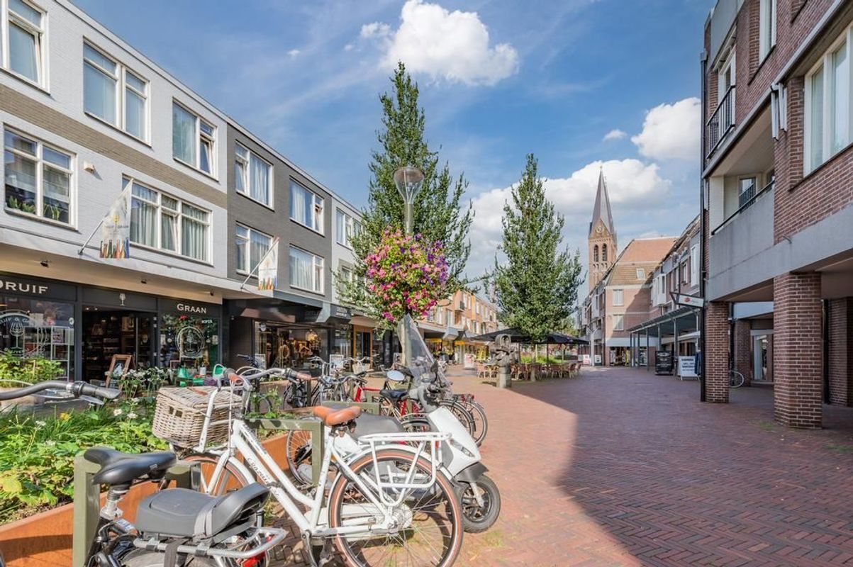 Langstraat 97 - B Photo Blur 42